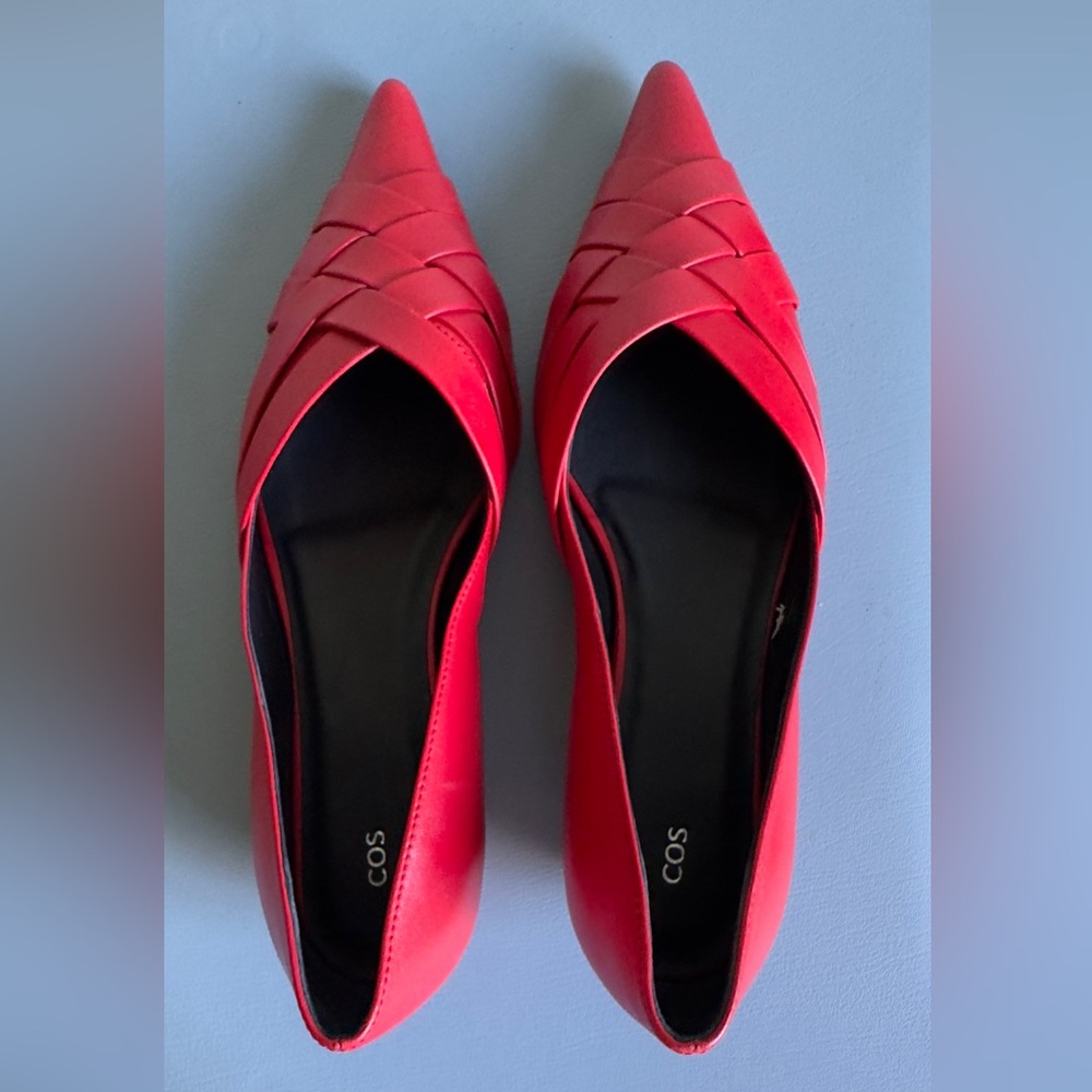 ❤️ COS RED NAPPA LEATHER CROSSOVER BALLET FLATS 37 POINTY TOE WOVEN LOW HEEL